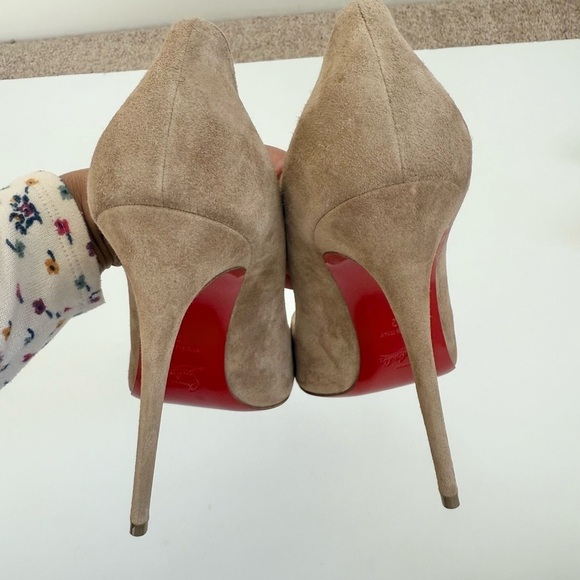 Christian Louboutin Nude/ Tan/ Beige Suede leather So Kate 120mm pumps EU 42 - Picture 6 of 9